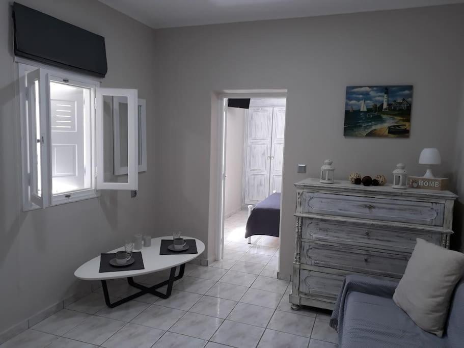 Villa Margarita Santorini 1 à Imerovígli Extérieur photo